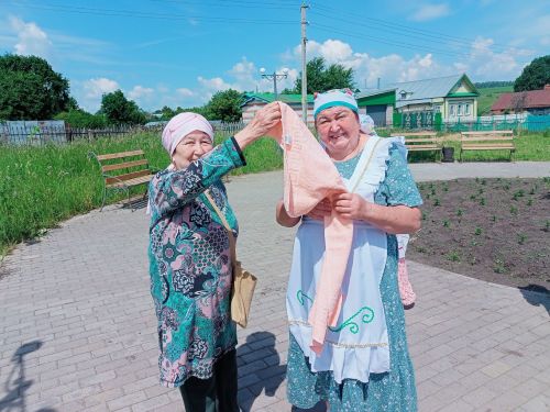 Олы Ачасырда Авыл бәйрәменә сөлге җыйдылар