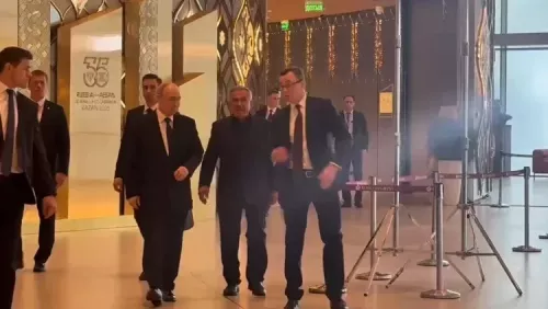 Путин һәм Миңнеханов яңа Камал театрына килделәр