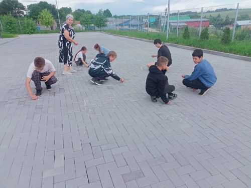 Олы Ачасыр авылында «Тылсымлы салават күпере» рәсем конкурсы узды