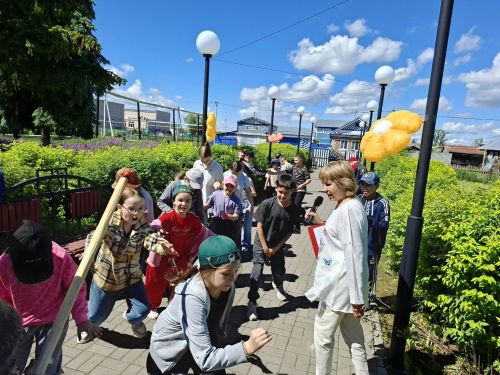 Татар Танае авылында Пеппи белән татлы бәйрәм оештырдылар