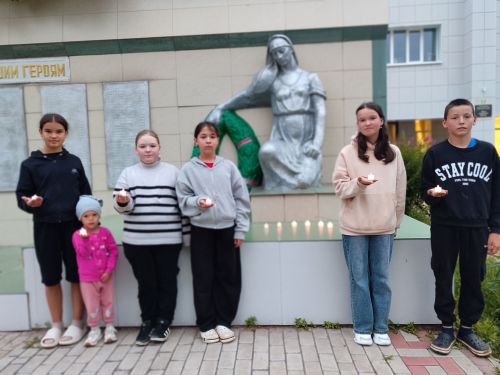 Хәтер шәме — батырлар истәлегенә: Бишнә авылында «Хәтер шәме» акциясе узды