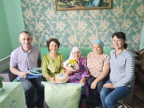 Олы Ачасыр авылында гомер итүче Гәрәева Әлфия Нурулла кызына 90 яшь тулды