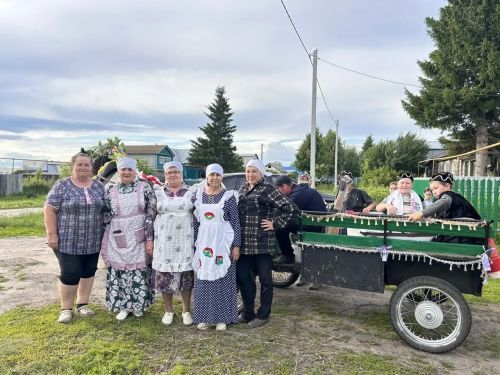 Татар Танаенда Авыл бәйрәменә сөлге җыйдылар