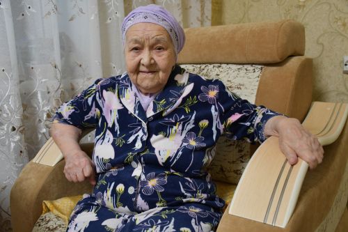 Гомерен заводка багышлаган Дания апа