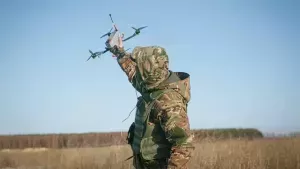 РФ Оборона министрлыгы: төнлә Россия территорияләре өстендә 209 пилотсыз очу аппараты бәреп төшерелгән