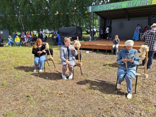Мулла Илендә милли йолаларга бай Авыл көне узды