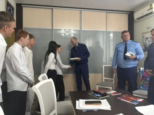 Норлат балалар йортында прокуратура вәкилләре һәм тәҗрибәле педагоглар белән очрашу узды