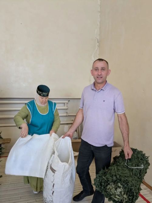Норлатның «Өмет» волонтерлары  битараф булмаган барлык авылдашларга рәхмәт сүзләрен җиткерә