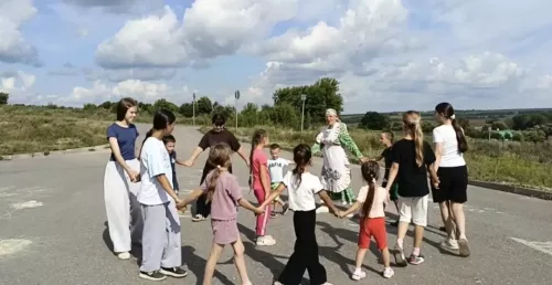 Бакырчы мәдәният йорты хезмәткәрләре балалар өчен махсус фольклор сәгате оештырды