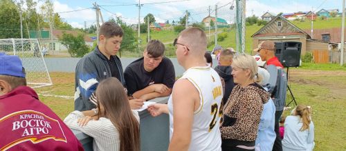 Бакырчы авылында футбол турниры узды