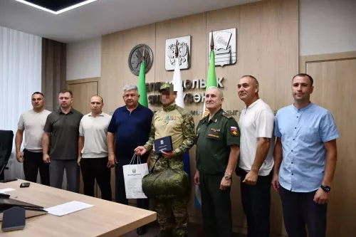 Михаил Афанасьев МХОда катнашучы «Хәмит» позывнойлы якташыбыз белән очрашты