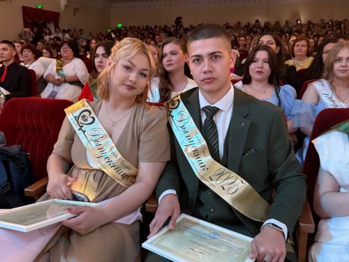 Иң онытылмаслык чыгарылыш кичәсе безнеке булгандыр