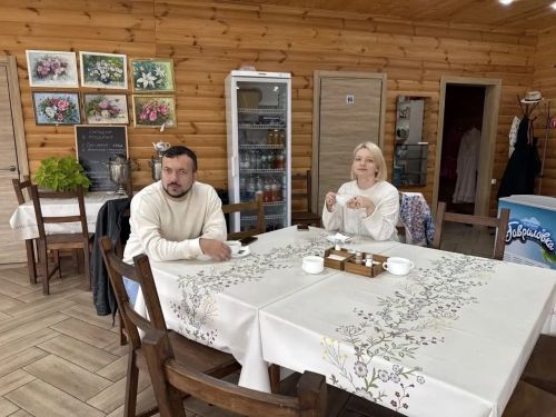 Пермь һәм Түбән Новгород туристлары Яшел Үзәндәге «Татар авылы» музеенда булды