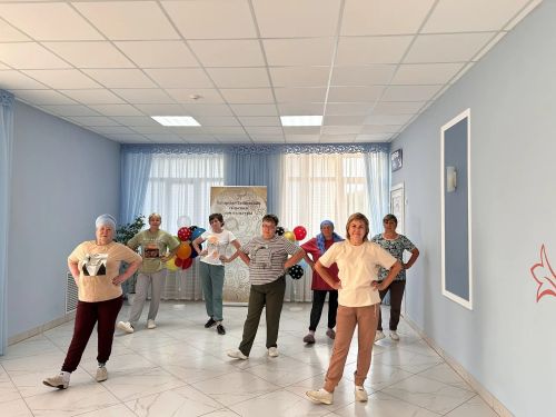 Татар Танае мәдәният йортында үзенчәлекле һәм күңелле шөгыль — сызыклы биюләр (линейные танцы) узды