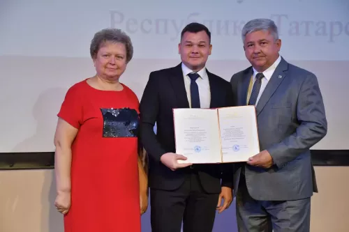 Бүген мәгариф һәм фән хезмәткәрләренең август киңәшмәсе узды