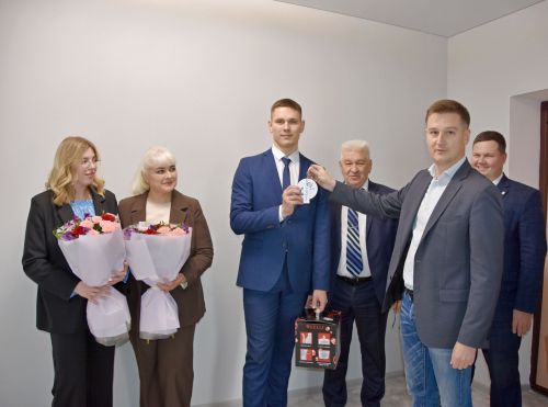 «ПОЗиС» вручил ключи от новой квартиры по программе социальной ипотеки