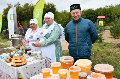 Рус Әҗәлендә яңа иҗтимагый мәйданчык һәм мемориаль зона үз ишекләрен ача