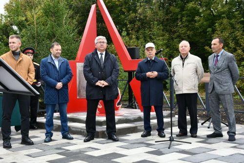 Рус Әҗәлендә яңа иҗтимагый мәйданчык һәм мемориаль зона үз ишекләрен ача