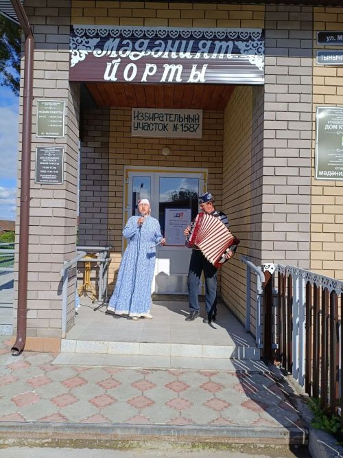 Күгәй мәдәният йортында «Көзләрдә дә, язлар кабатлана» дигән концерт узды