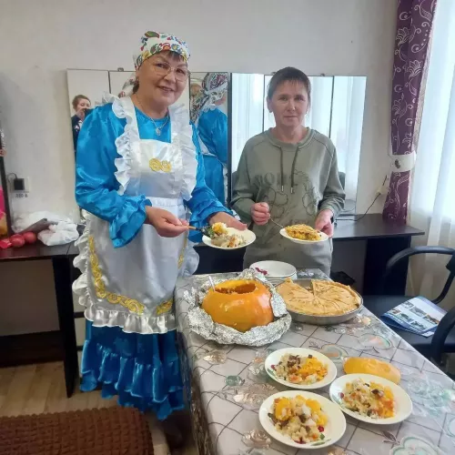 Бакырчы хуҗабикәләре яраткан рецептлары белән бүлеште