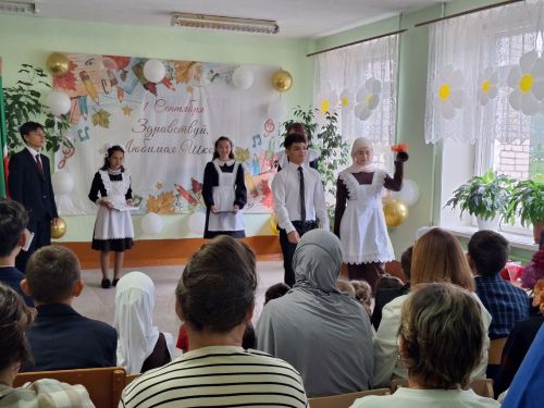 Мулла Иле мәктәбендә Белем көненә багышланган бәйрәм тантанасы узды