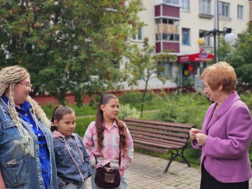 Балаларны яңа уку елына әзерләргә ярдәм иттеләр
