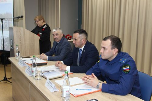 Күгеш авыл җирлегенең хисап сессиясе