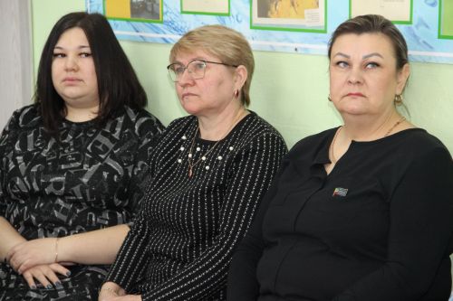 Бишнә авыл җирлегендә узган хисап сессия