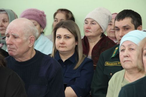 Бишнә авыл җирлегендә узган хисап сессия
