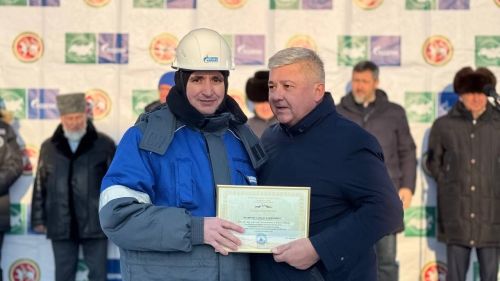 Кече Ключи авылының «Хан утары» бистәсендә күптән көтелгән вакыйга – газлаштыру республика программасы кысаларында йортларга газ керде