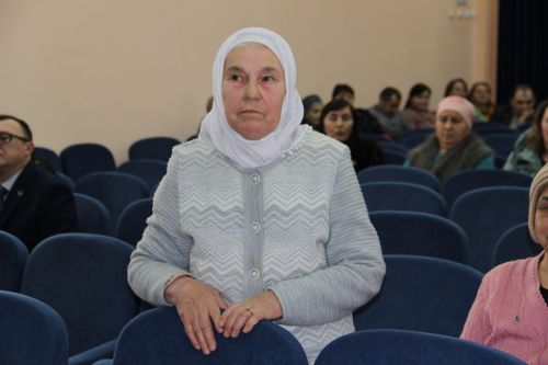 Олы Яке җирлегендә узган хисап сессия