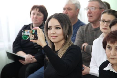 Бишнә авыл җирлегендә узган хисап сессия