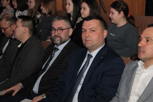 Яшел Үзәндә суднолар төзү белгечлекләре студентлары өчен иҗади фестиваль узды