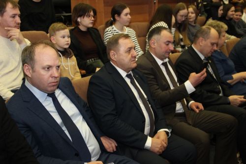 Яшел Үзәндә суднолар төзү белгечлекләре студентлары өчен иҗади фестиваль узды