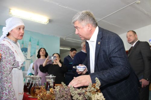 Олы Ачасырда узган хисап сессиясе