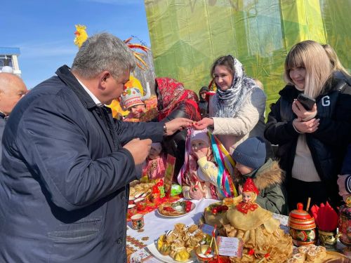 Яшел Үзәндә Май чабу чарасы