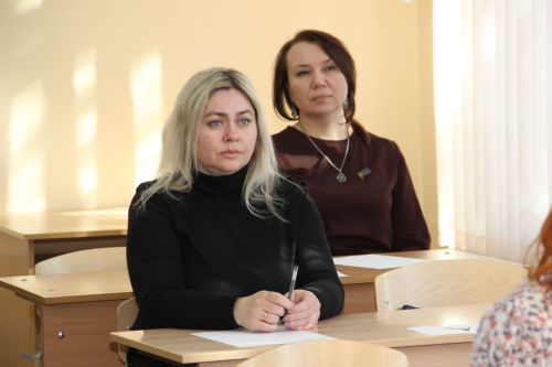 Әти-әниләр имтихан бирде