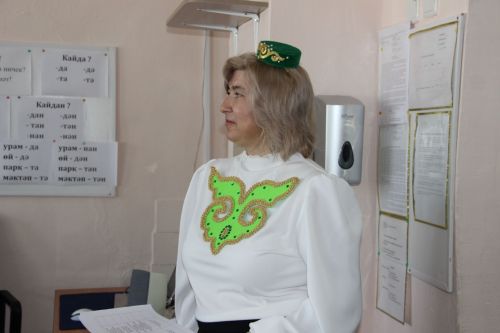 Әйшә мәктәбендә Габдулла Тукай исемендәге “Ватан өчен яшәү – безнең бурыч!” дип исемләнгән муниципаль шигырь уку бәйгесе узды