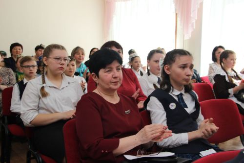 Әйшә мәктәбендә Габдулла Тукай исемендәге “Ватан өчен яшәү – безнең бурыч!” дип исемләнгән муниципаль шигырь уку бәйгесе узды