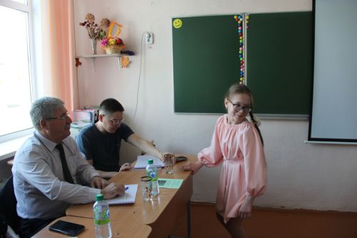 Әйшә мәктәбендә Габдулла Тукай исемендәге “Ватан өчен яшәү – безнең бурыч!” дип исемләнгән муниципаль шигырь уку бәйгесе узды