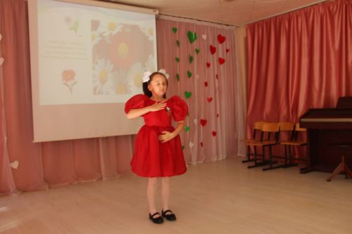 Әйшә мәктәбендә Габдулла Тукай исемендәге “Ватан өчен яшәү – безнең бурыч!” дип исемләнгән муниципаль шигырь уку бәйгесе узды