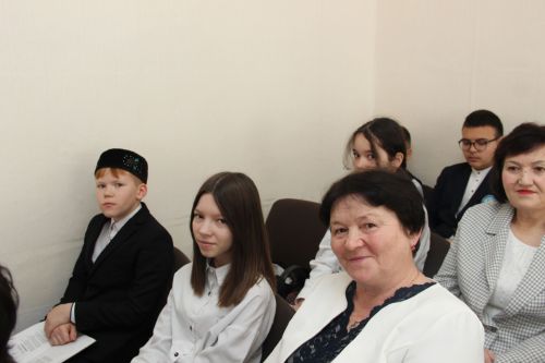 Әйшә мәктәбендә Габдулла Тукай исемендәге “Ватан өчен яшәү – безнең бурыч!” дип исемләнгән муниципаль шигырь уку бәйгесе узды