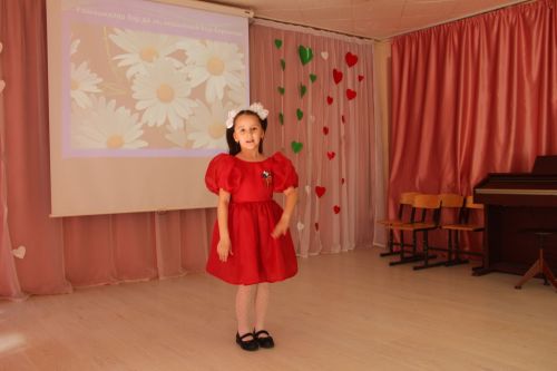 Әйшә мәктәбендә Габдулла Тукай исемендәге “Ватан өчен яшәү – безнең бурыч!” дип исемләнгән муниципаль шигырь уку бәйгесе узды