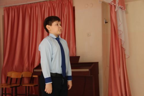 Әйшә мәктәбендә Габдулла Тукай исемендәге “Ватан өчен яшәү – безнең бурыч!” дип исемләнгән муниципаль шигырь уку бәйгесе узды