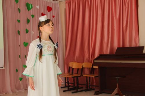 Әйшә мәктәбендә Габдулла Тукай исемендәге “Ватан өчен яшәү – безнең бурыч!” дип исемләнгән муниципаль шигырь уку бәйгесе узды