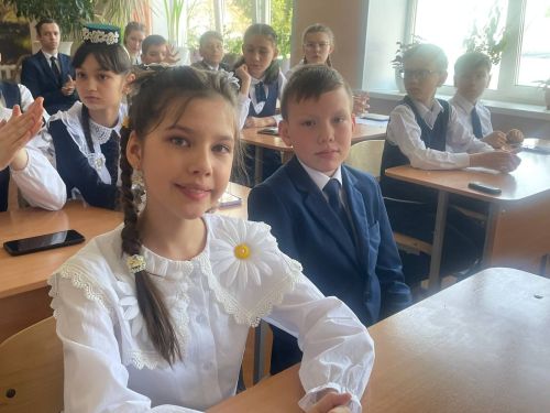 Әйшә мәктәбендә Габдулла Тукай исемендәге “Ватан өчен яшәү – безнең бурыч!” дип исемләнгән муниципаль шигырь уку бәйгесе узды
