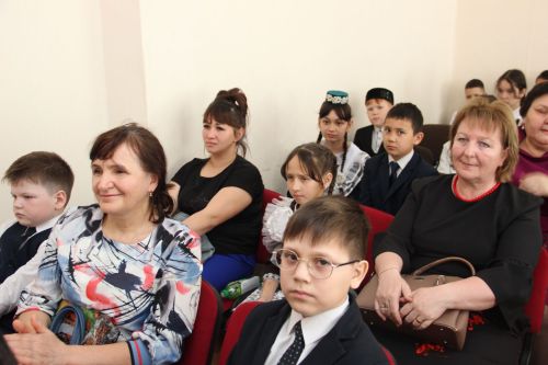 Әйшә мәктәбендә Габдулла Тукай исемендәге “Ватан өчен яшәү – безнең бурыч!” дип исемләнгән муниципаль шигырь уку бәйгесе узды
