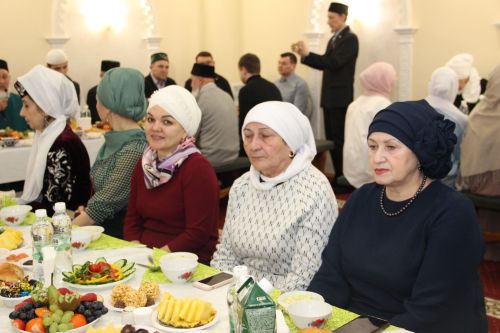 "Ак калфак" ифтары