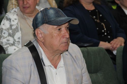 Бүген Яшел Үзәндә күренекле якташыбыз, язучы Фаил Шәфигуллинның тууына 85 ел тулуга багышланган искә алу кичәсе узды