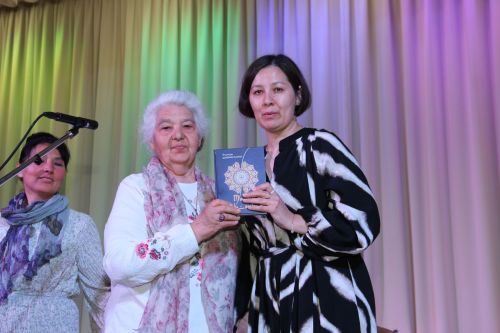 Бүген Яшел Үзәндә күренекле якташыбыз, язучы Фаил Шәфигуллинның тууына 85 ел тулуга багышланган искә алу кичәсе узды